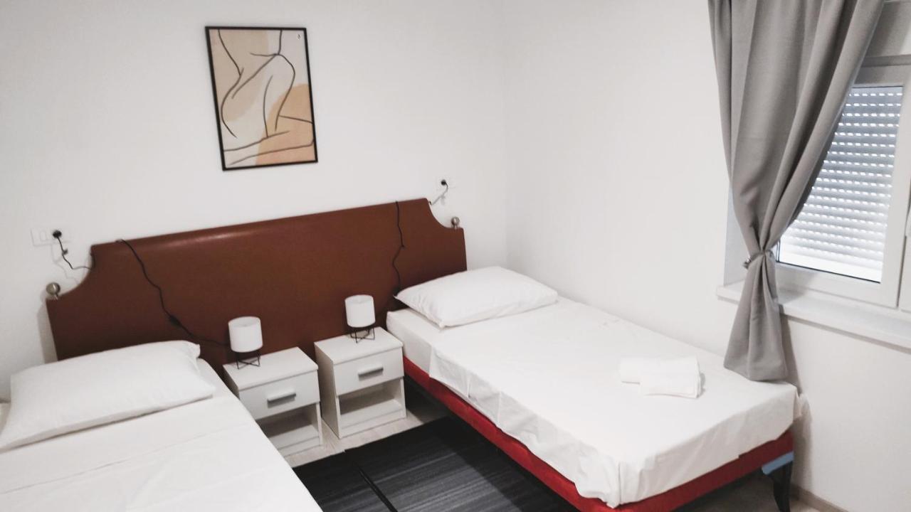Hotel Potpićan Extérieur photo