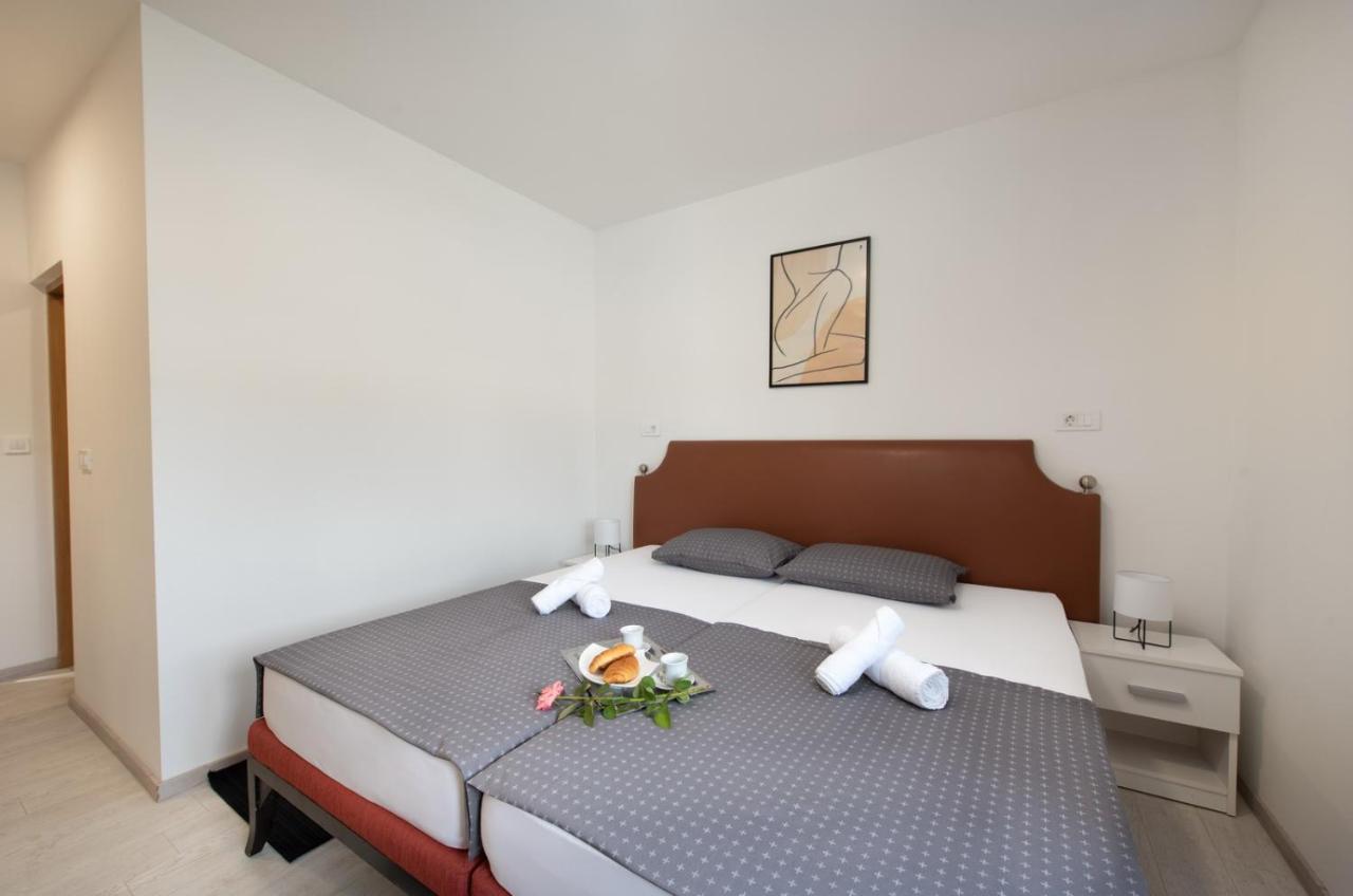 Hotel Potpićan Extérieur photo